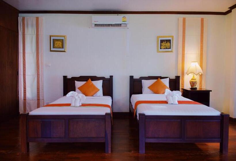 Villa 1 Camera da Letto Vista Giardino, Kooncharaburi Resort   Koh Chang