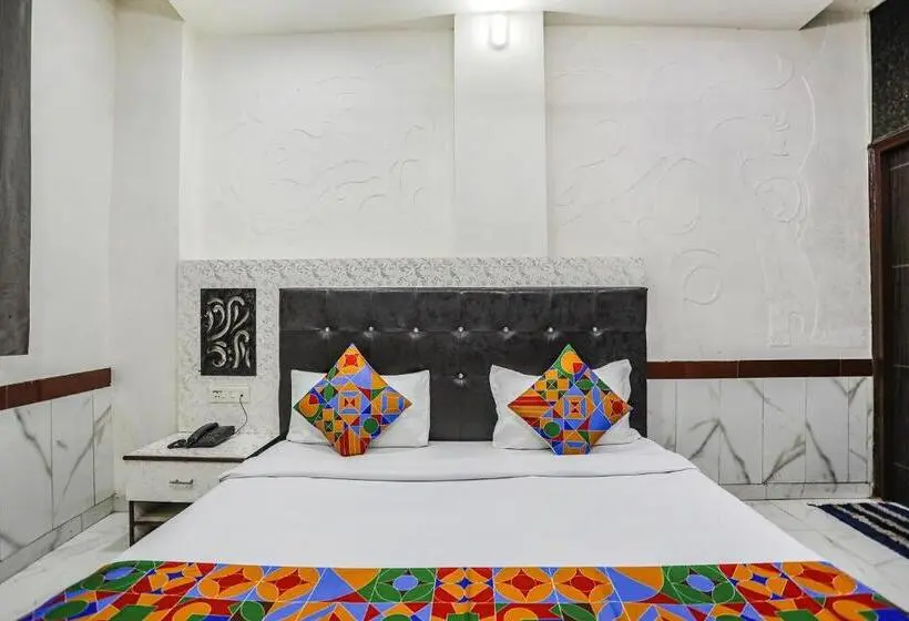 Deluxe Room, Fabexpress Myraa