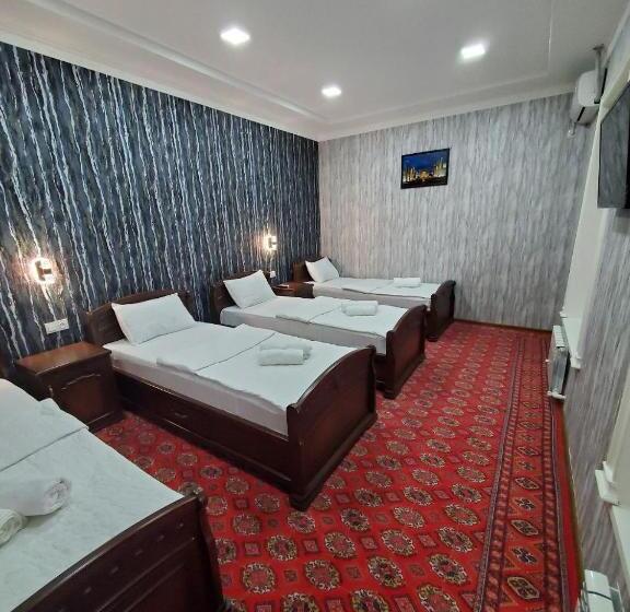 חדר סטנדרט לארבעה, Nursultan Grand Guest House