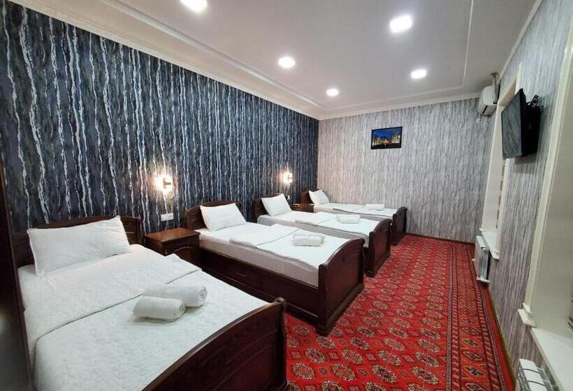 חדר סטנדרט לארבעה, Nursultan Grand Guest House