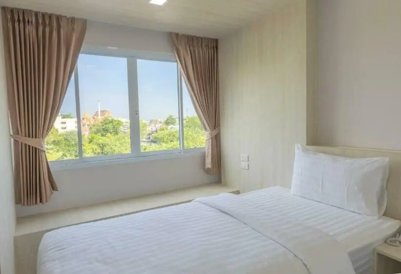 デラックスルーム, Sananwan Hometel