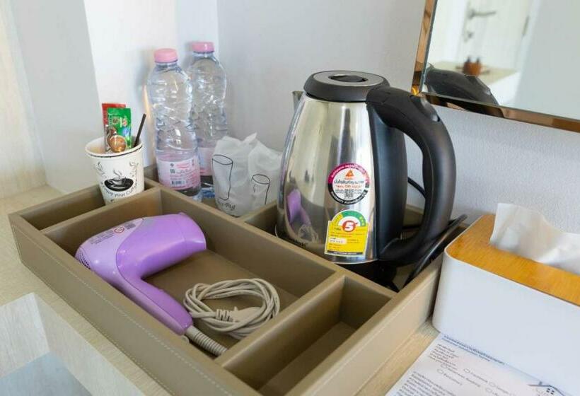 带阳台的豪华间, Sananwan Hometel