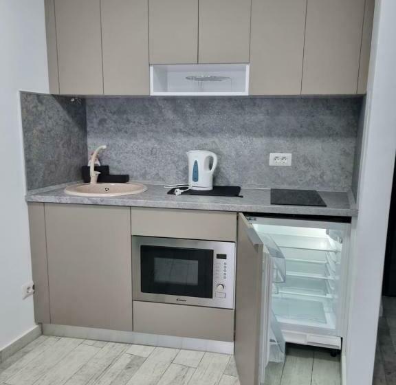 海の見える１ベッドルームアパートメント, Olimp Sea View Apartments Etajul 10