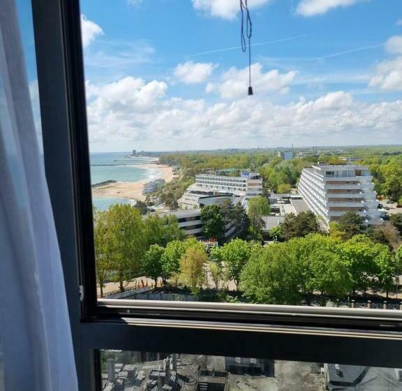 海の見える１ベッドルームアパートメント, Olimp Sea View Apartments Etajul 10