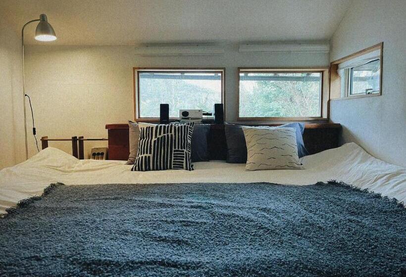 Дом 1 Спальня, Small Hotel Tonari