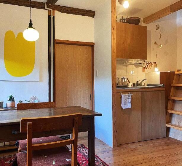 منزل غرفة نوم واحدة, Small Hotel Tonari