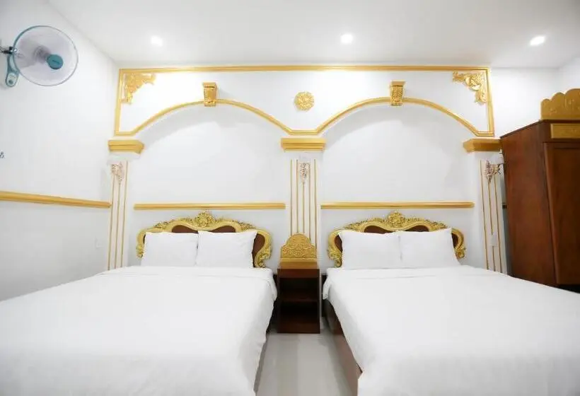 اتاق لوکس با بالکن, King Villa Quảng Ngãi