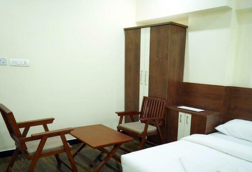 豪华房间, Nivetha Inn