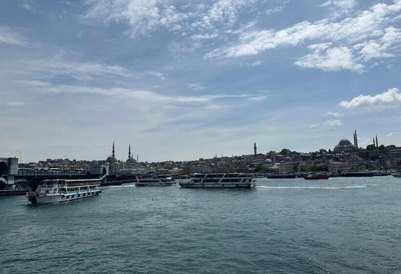 Habitació Estàndard Vista Mar, Baracuda Karakoy