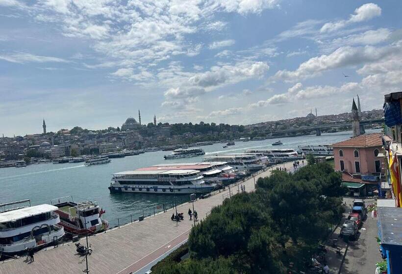 带大床的标准间, Baracuda Karakoy