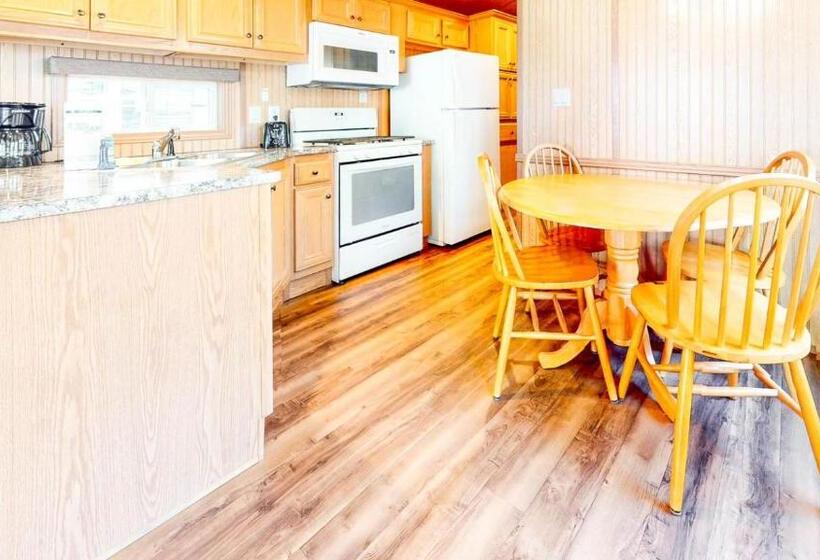 منزل غرفتين نوم, Point Sebago Resort