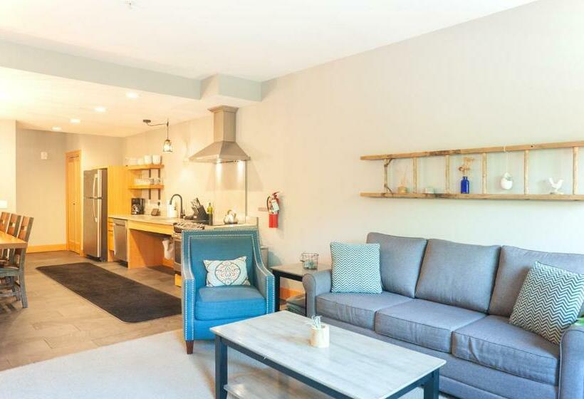 3 Bedroom Suite, The Suites On Main