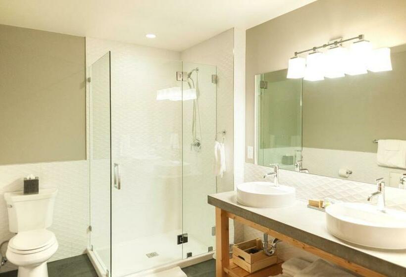 3 Bedroom Suite, The Suites On Main