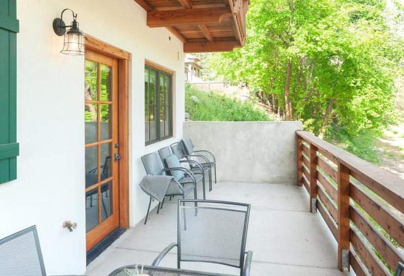 3 Bedroom Suite, The Suites On Main