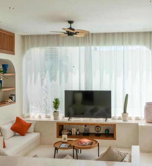 וילה עם חדר שינה אחד ובריכת שחיה, Alegria De La Vida