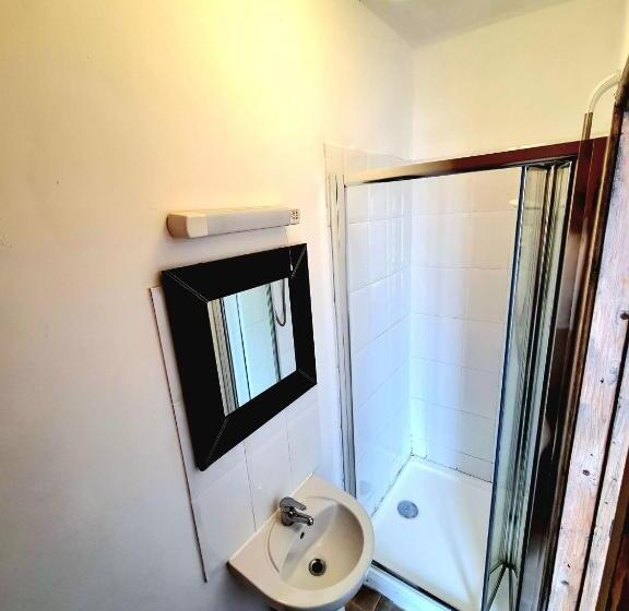 غرفة قياسية, Elemental Surf Lodge