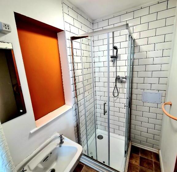 غرفة قياسية, Elemental Surf Lodge