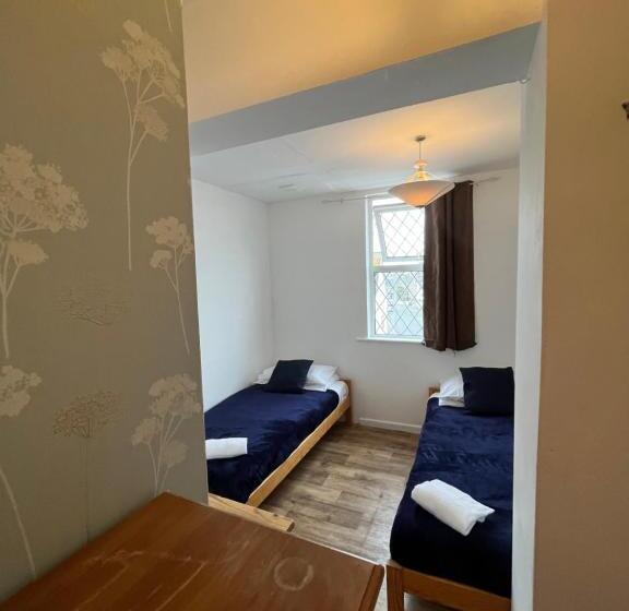 غرفة قياسية حمام مشترك, Elemental Surf Lodge