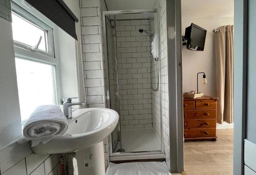 Четырехместный Номер Стандарт, Elemental Surf Lodge