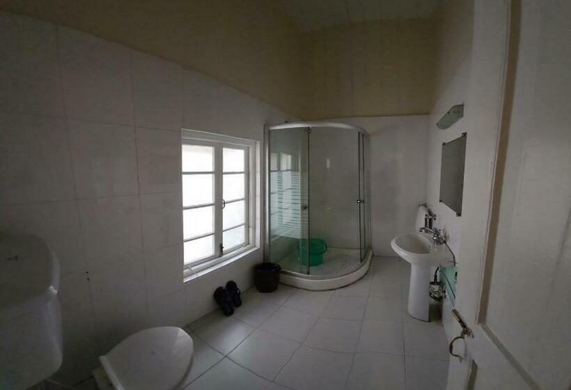 Quarto Estandar, Ivanhoe