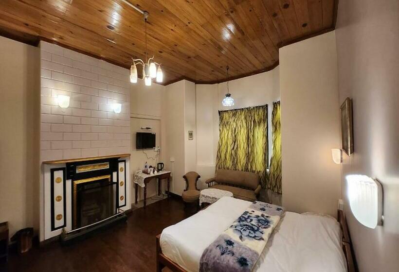 Quarto Triplo Estandar, Ivanhoe