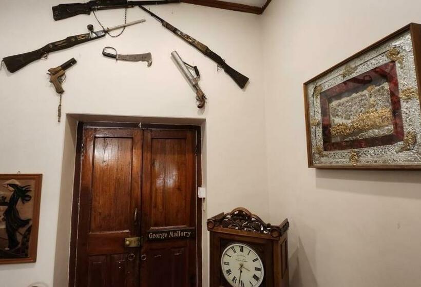 Quarto Estandar, Ivanhoe