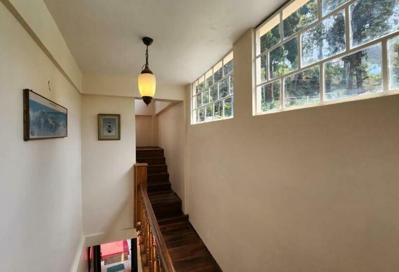 Deluxe-huone, Ivanhoe
