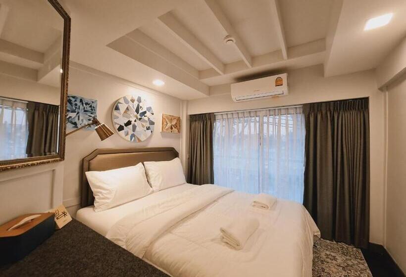 اتاق استاندارد, Suraya Bangkok