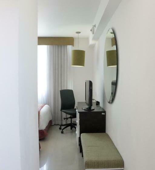 Номер Стандарт 2 Двуспальные Кровати, México Plaza Irapuato