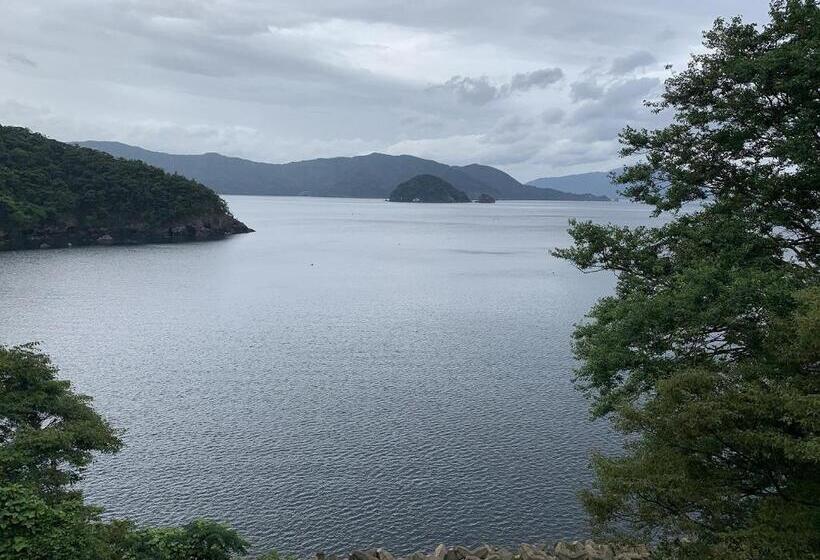 침실 3개 주택, 30畳の大広間12名宿泊可能な水月湖畔宿大五郎丸ー水月湖クルージング隣接