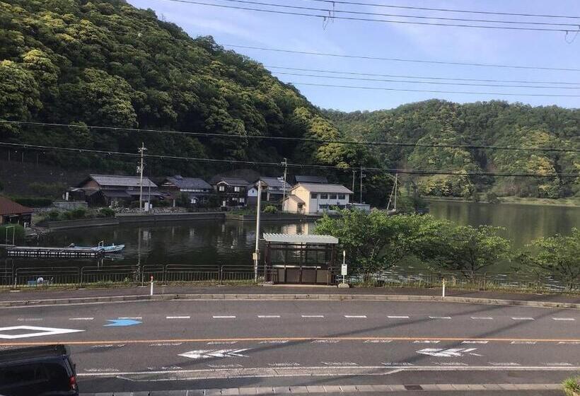 스탠다드 룸, 30畳の大広間12名宿泊可能な水月湖畔宿大五郎丸ー水月湖クルージング隣接