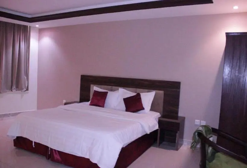 Deluxe-studio, Altamyoiz Sirved Apartments