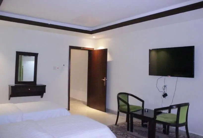 Standard Kolmen Hengen Huone, Altamyoiz Sirved Apartments