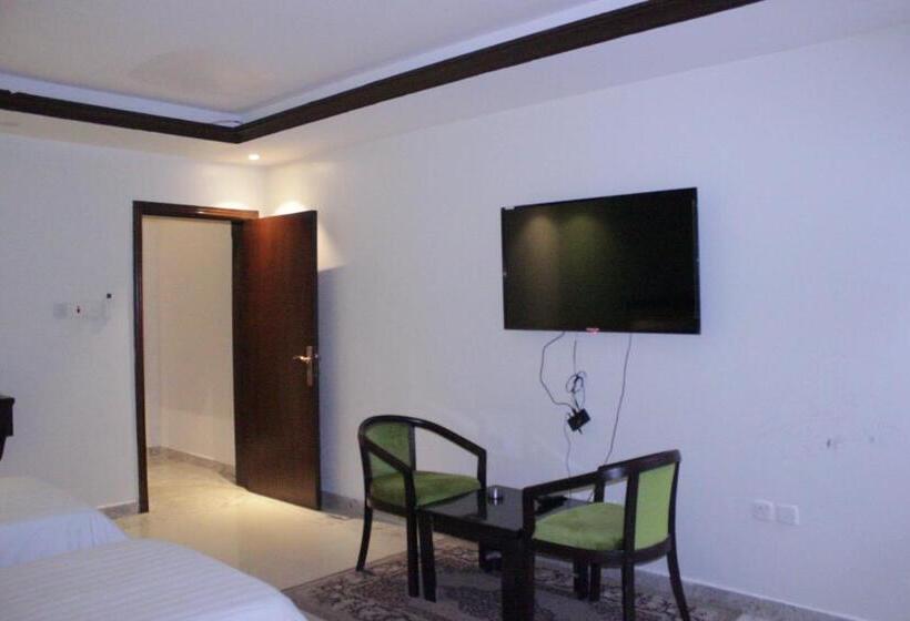 3-Bett-Standardzimmer, Altamyoiz Sirved Apartments