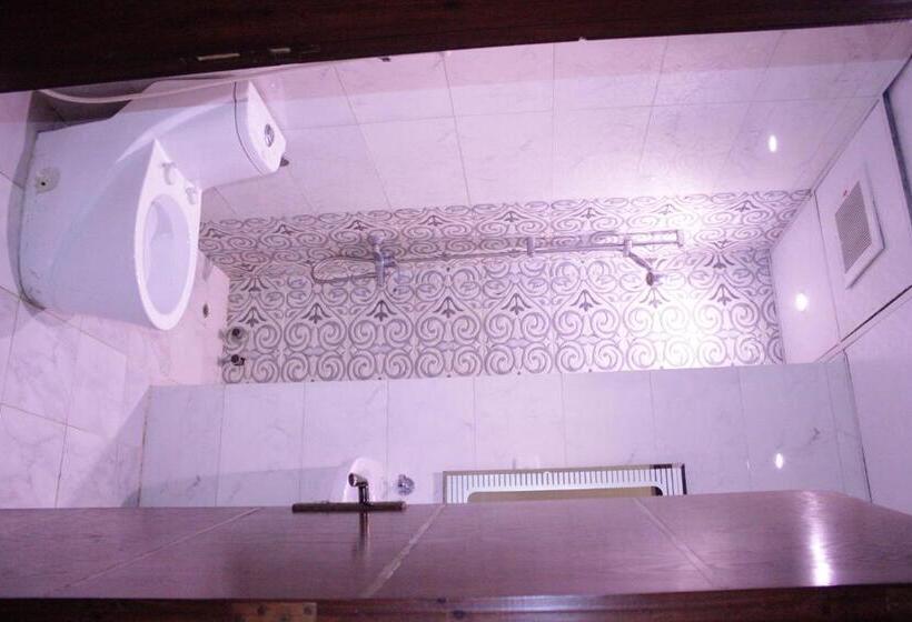 3 Bett Deluxe Zimmer, Altamyoiz Sirved Apartments