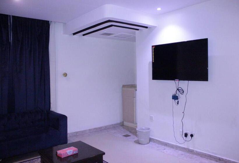 3 Bett Deluxe Zimmer, Altamyoiz Sirved Apartments