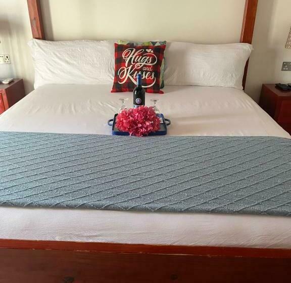 اتاق استاندارد با تخت بزرگ, Cozy Oceanfront Room Hidden Treasure