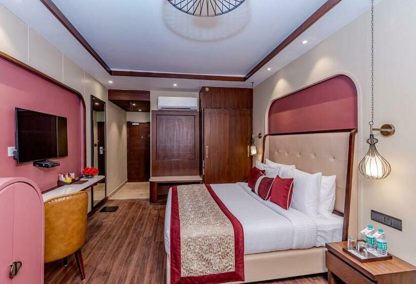 Семейный Номер, Fortune Khajjiar Member Itc S Hotel Group