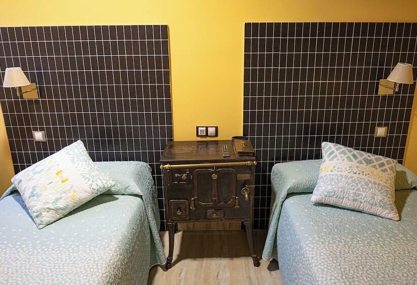 ベーシックルーム, Un Lugar En La Vecilla