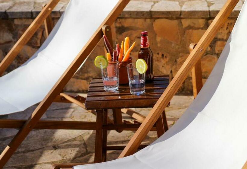 Standard Szoba, Dimora Caggione