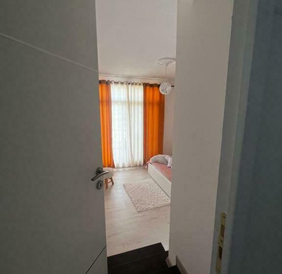 家庭间, Himalayas