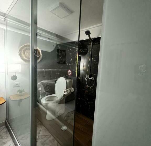 标准间, Himalayas