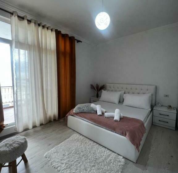 家庭间, Himalayas