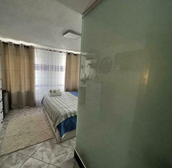 标准间, Himalayas