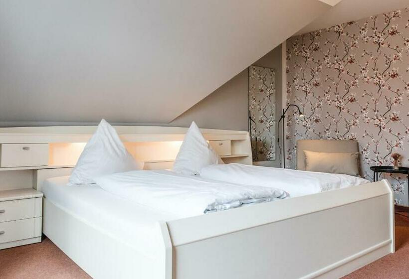 Номер Стандарт с Балконом, Straendhus Bed&breakfast