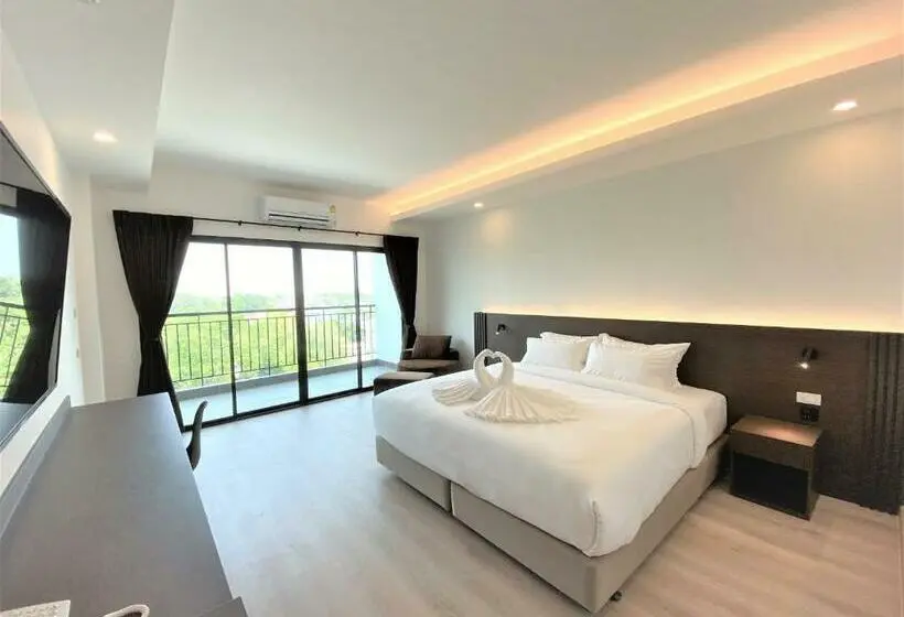 キングサイズベッドのデラックスルーム, Geen Hotel Chonburi