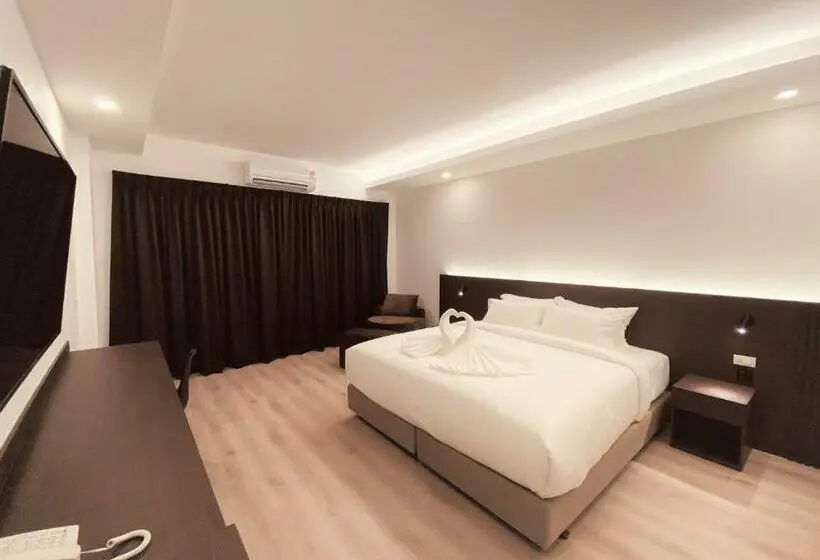 キングサイズベッドのデラックスルーム, Geen Hotel Chonburi