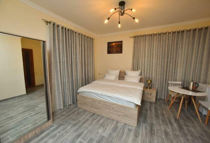 Camera Standard Individuale, Altunyan