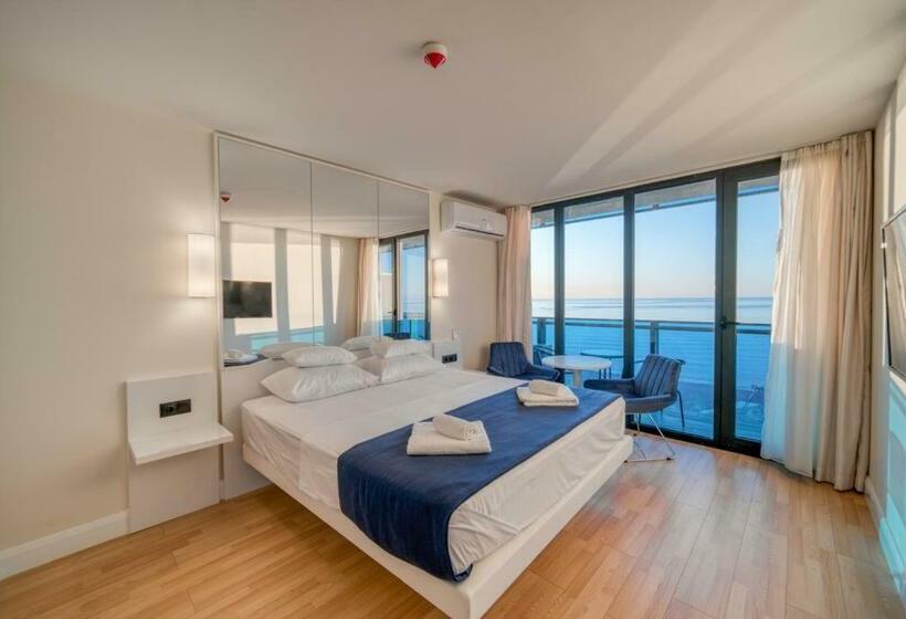 سوییت با چشم‌انداز دریا, Orbi Hotel City Sea View Batumi