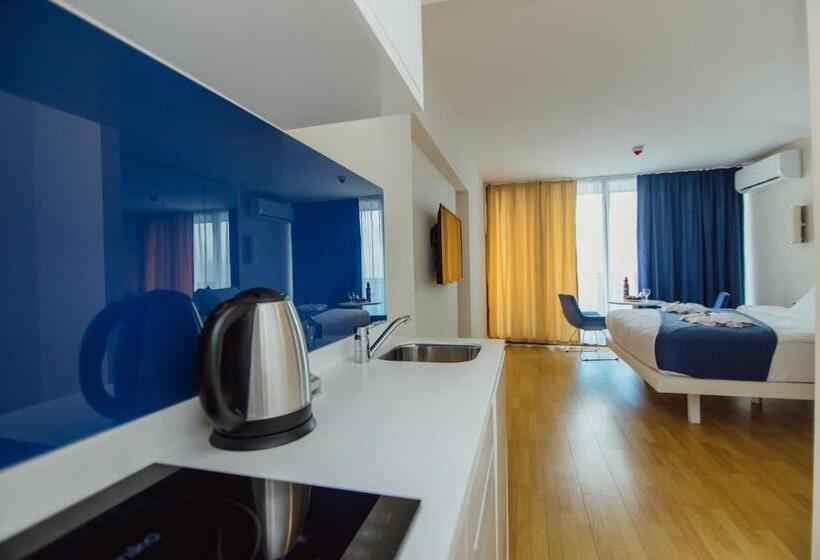 سوییت با چشم‌انداز دریا, Orbi Hotel City Sea View Batumi